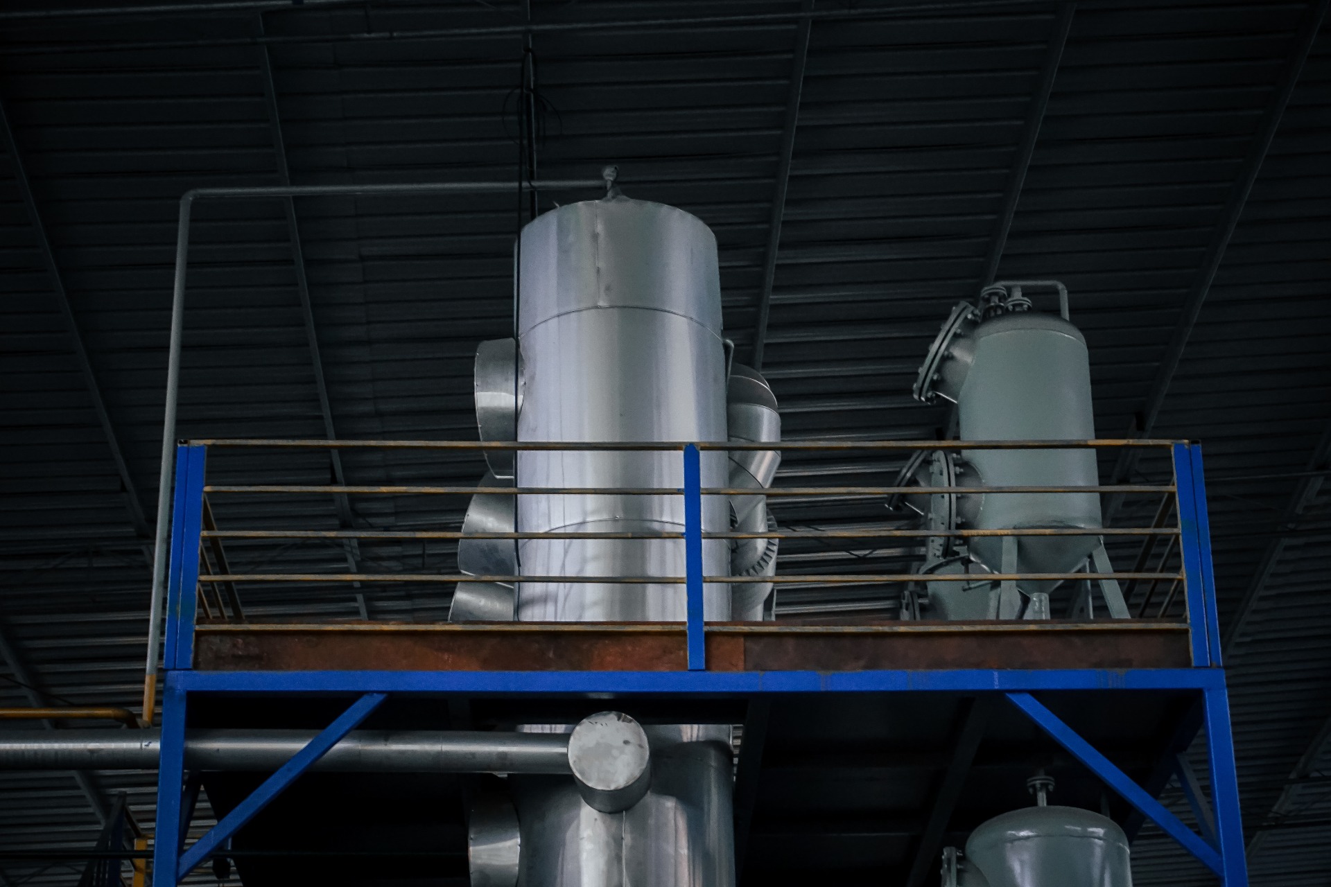 Equipment from waste oil sludge to base oil oil recycling Latest technology for waste oil treatment