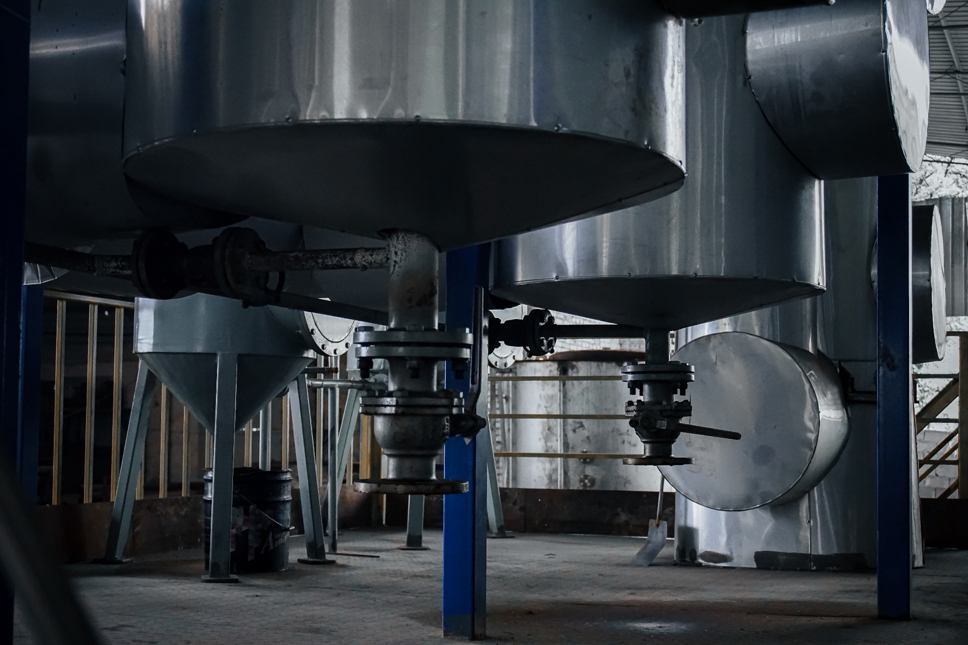 Equipment from waste oil sludge to base oil oil recycling Latest technology for waste oil treatment