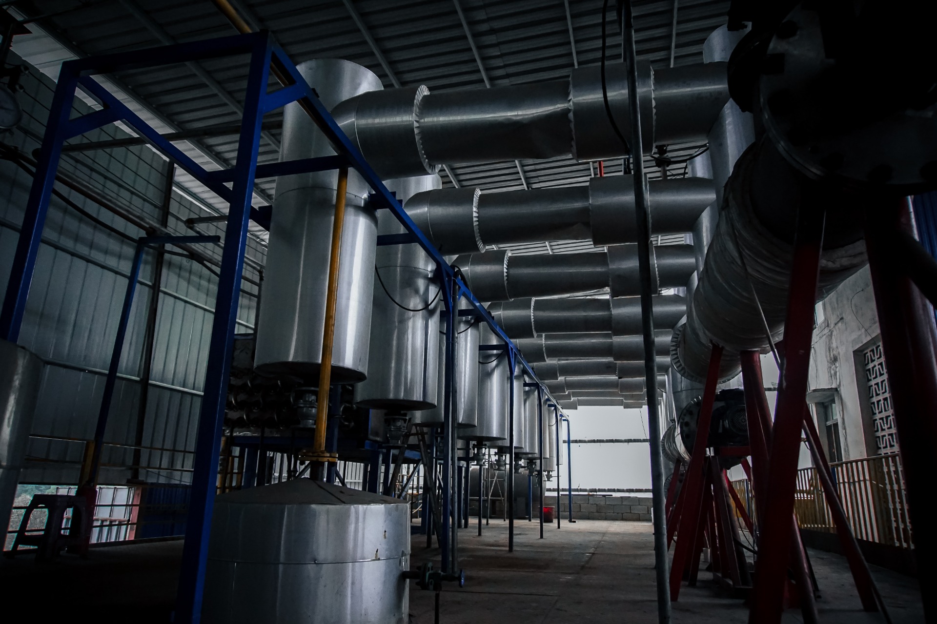 Waste rubber product processing equipment High temperature anaerobic carbonization equipment Completely non polluting the environment