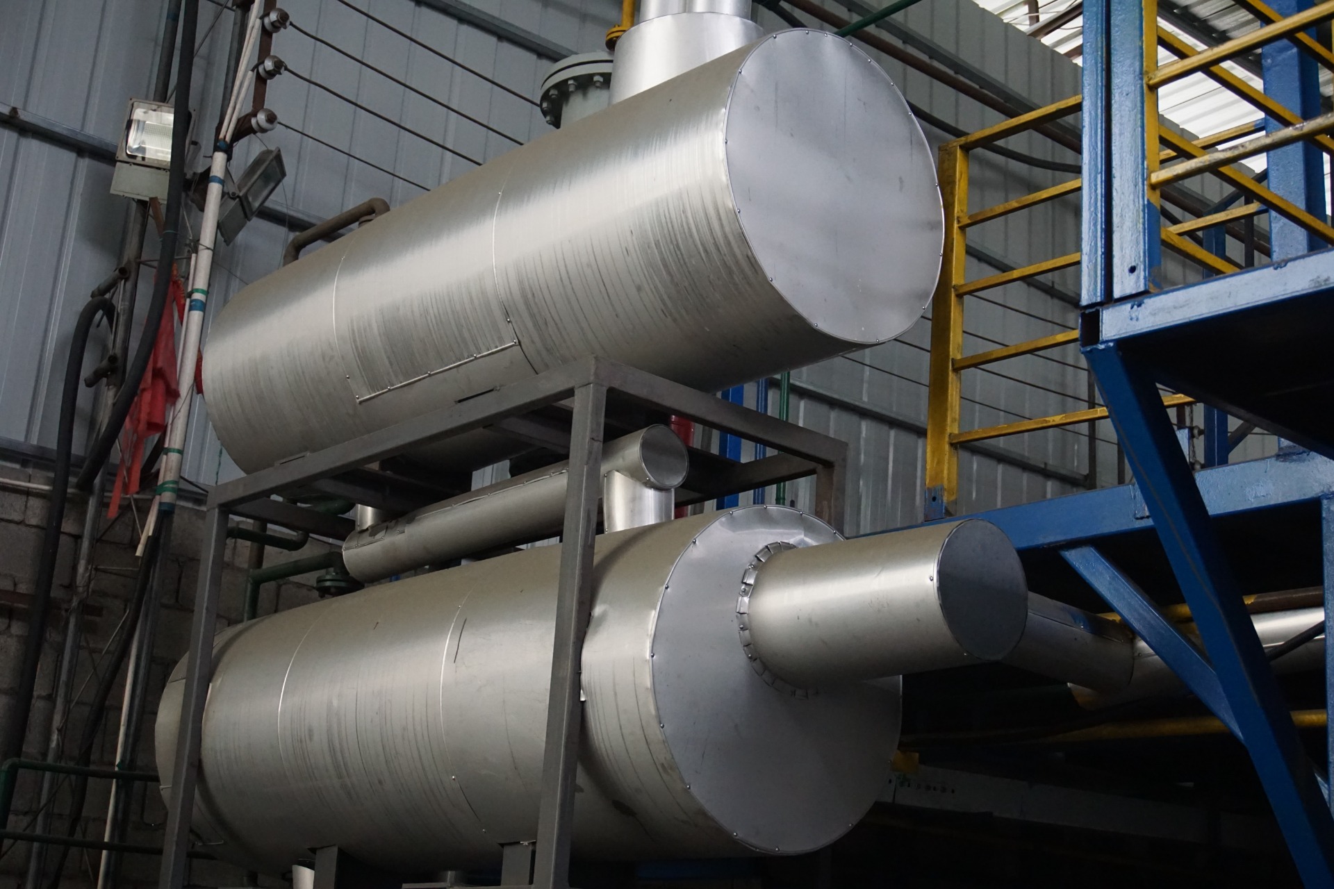 Conversion of waste liquid pressure oil into base oil oil filtration Latest technology for waste oil treatment