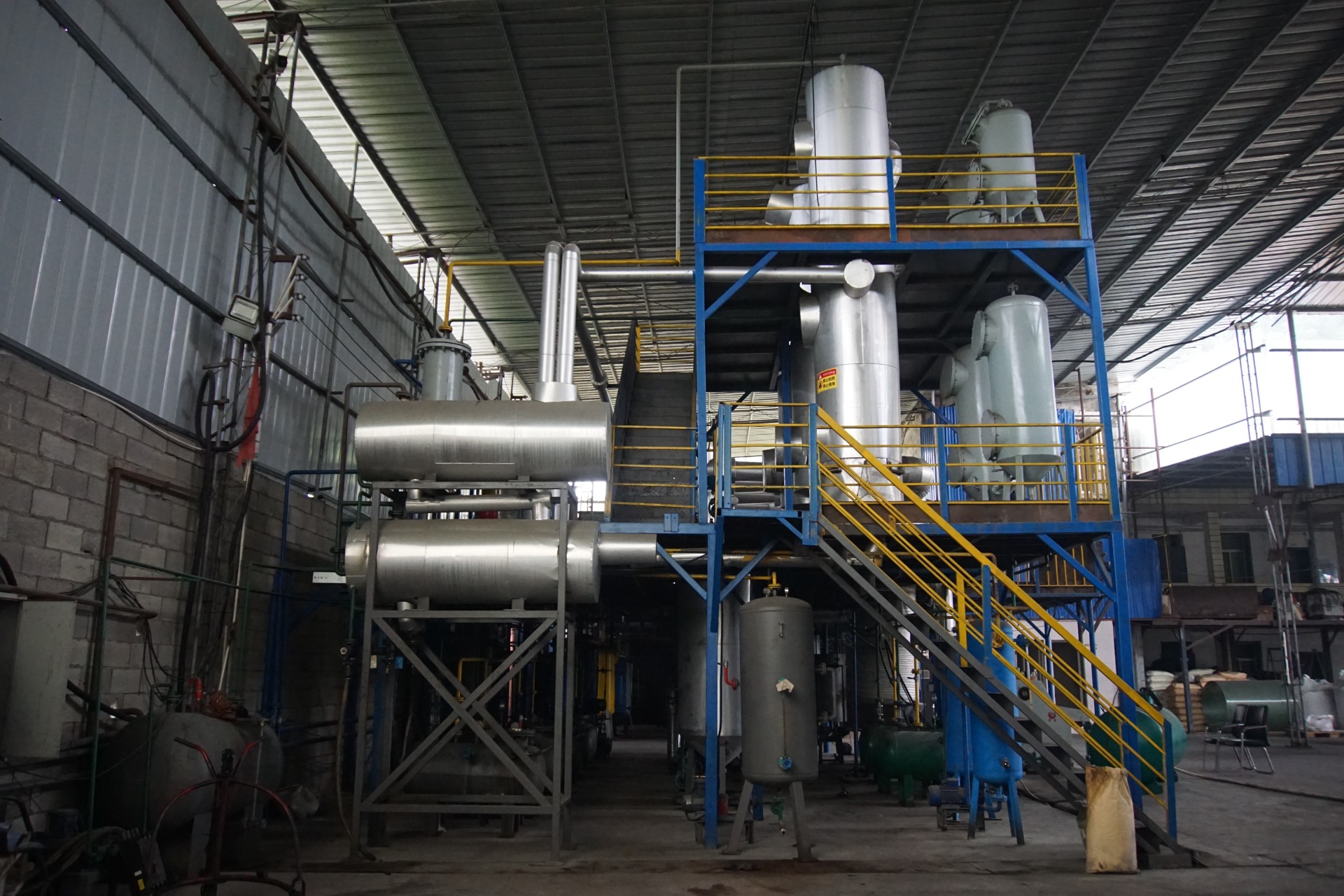 Conversion of waste liquid pressure oil into base oil oil filtration Latest technology for waste oil treatment