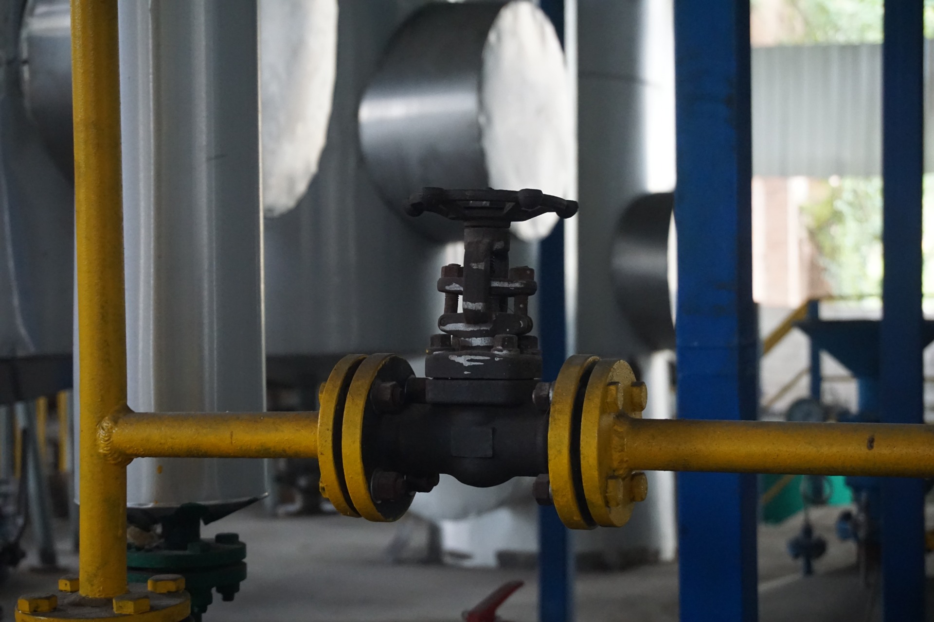 Waste oil extraction equipment mini oil refinery plant Must choose waste refinery